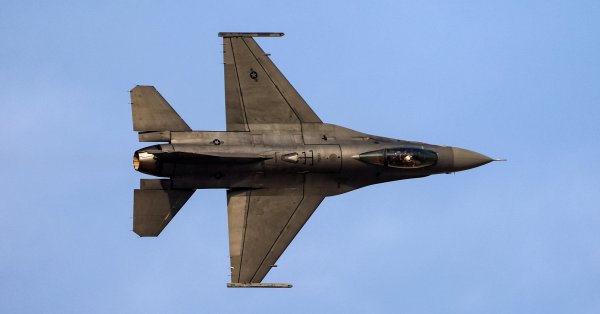 Украина разрабатывает новую тактику боя для истребителей F-16