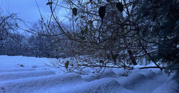 Холод и сильный снегопад в воскресенье по всей стране