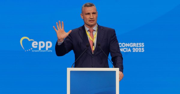 Кличко: Киев движется к гуманитарной катастрофе