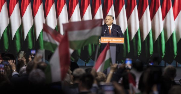 Орбан: Финансировать Украину – это все равно, что бросать деньги в пропасть