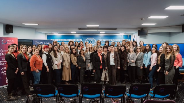 Национальная программа наставничества для женщин-предпринимателей теперь называется «Умная леди»