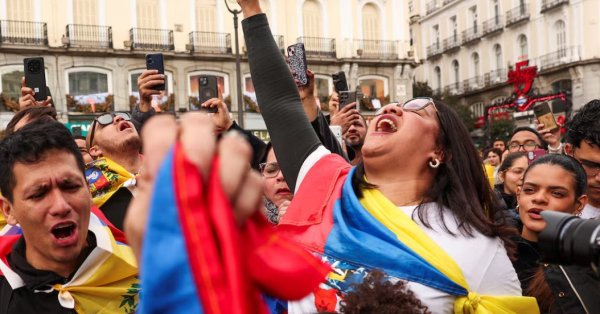 Пять стран Латинской Америки и Испания отвергают контроль над Венесуэлой