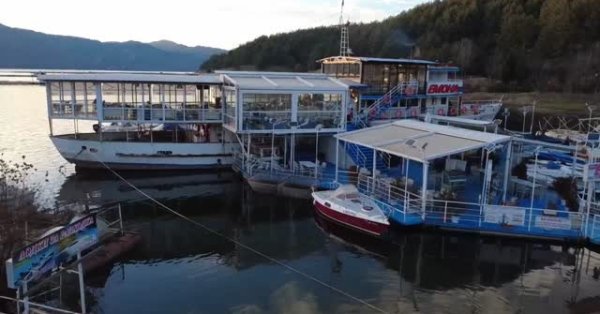 Спущенный на воду Борисом III корабль «Эмона» сегодня находится у... плотины Кырджали ВИДЕО