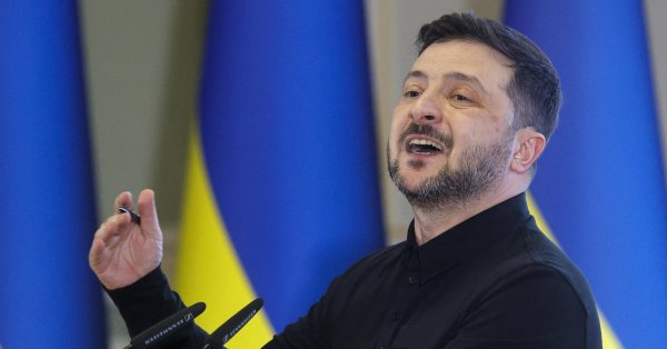 Зеленский также сменил главу Службы безопасности Украины.