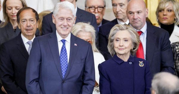 Сем. Клинтон отказалась давать показания по делу Эпштейна