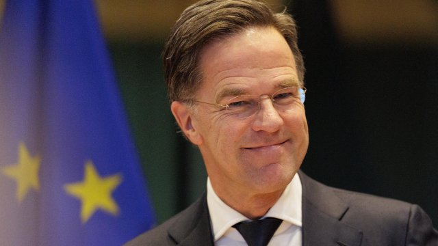 Рютте отверг призывы к созданию европейской армии