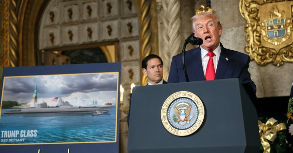 Премьер-министр Бельгии из Давоса: Трамп — жадная и очень голодная гусеница