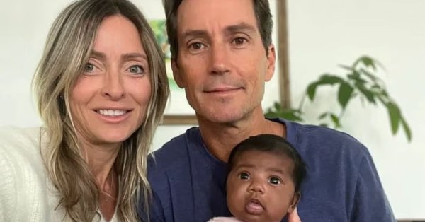 Огромная ошибка «инвитро»: белая пара родила незнакомцу негритянку