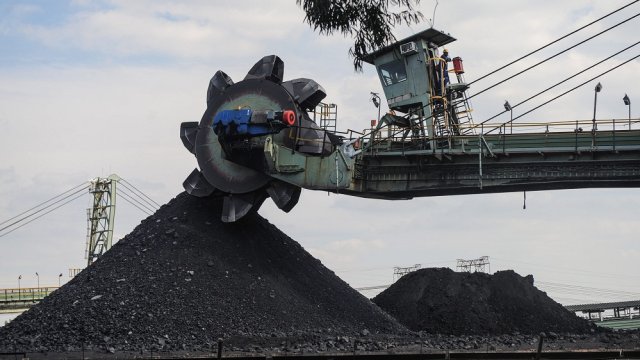 Низкая стоимость выбросов возвращает в игру самые загрязняющие угольные электростанции Германии.