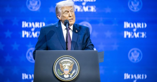 Трамп представляет свой «Совет мира»: мир сегодня богаче и безопаснее ПРЯМОЙ ЭФИР