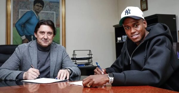 «Левски» официально представил Хуана Переа