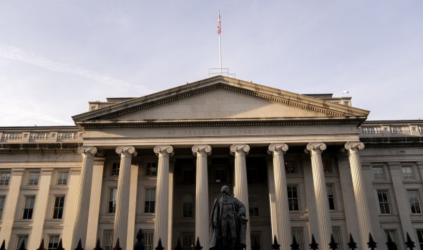 Продажа казначейских облигаций США является символической, если европейские фонды сохранят акции