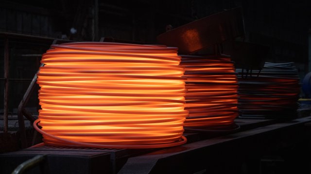 Болгарская металлургия находится под давлением таможенных пошлин, дорогой электроэнергии и нехватки кадров