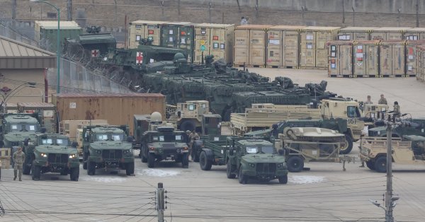 Ким Чен Ын продемонстрировал самую дальнобойную ракетную артиллерию в мире