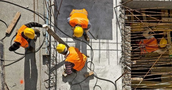 Болгары в Германии зарабатывают в среднем 2681 евро – вдвое больше, чем индийцы.