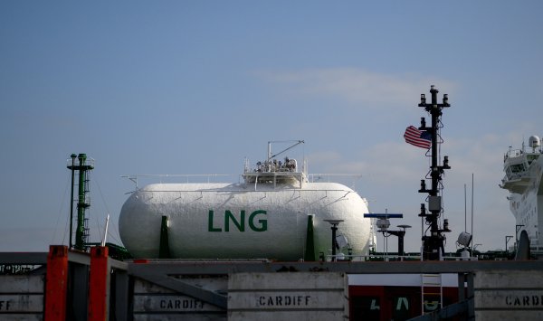 Рынок природного газа находится в «панике» после ставок на мягкую зиму