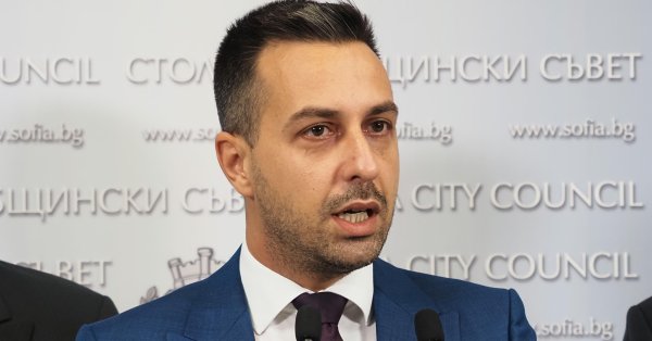 Деян Николов за меньшее количество участков: Это ограничит минимум 30 000 голосов от Турции