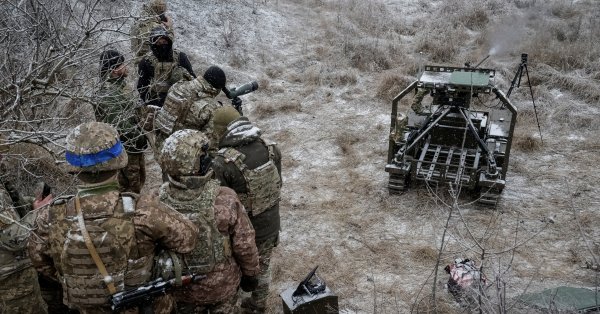 Российские войска взяли под контроль село Новобойковское.