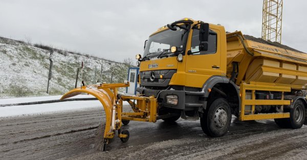 Зимняя ситуация в Софии: на улицах работает 61 снегоочиститель