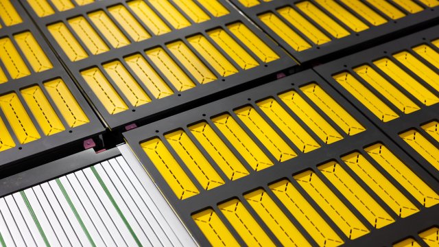 LG Energy переходит от аккумуляторов для электромобилей к системам хранения энергии