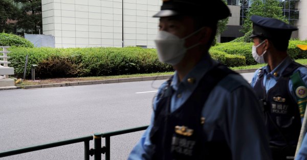 Чемоданы на сумму более 2 миллионов евро были украдены на оживленной улице Токио