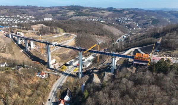 Базука долга Германии в 1 триллион евро не достигает цели