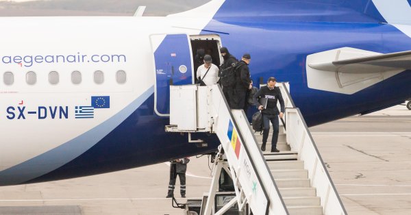 Серьезная техническая проблема: самолеты не взлетают и не приземляются в Греции