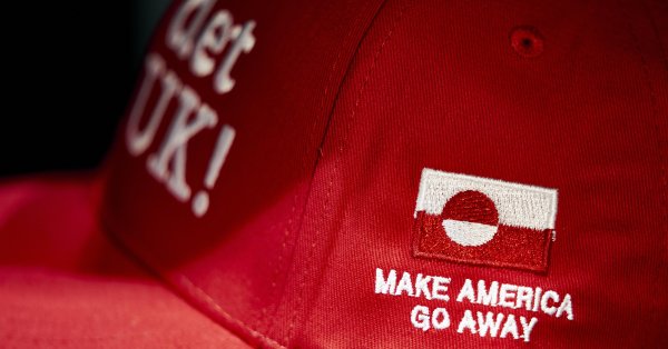 Протест в Дании «Заставьте Америку уйти»