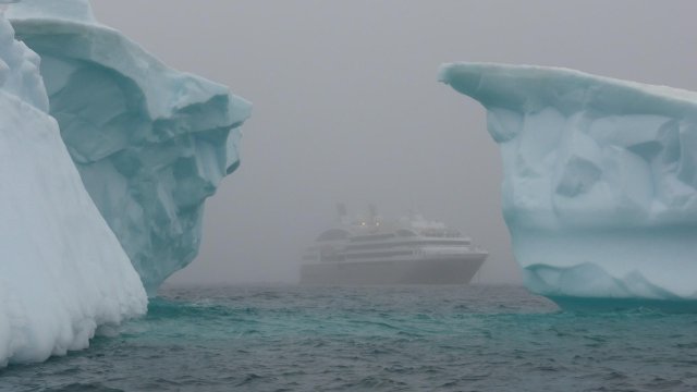 Будет ли безледное лето на Северном полюсе и более зеленая Антарктида?
