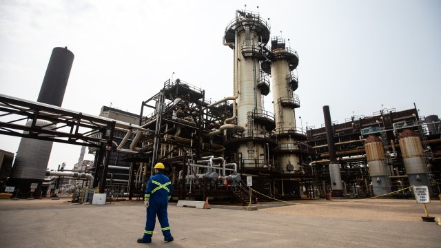 Нефтяные гиганты из США вложат в Венесуэлу не менее 100 миллиардов долларов