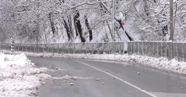 Завтра похолодает, снегопад продолжится