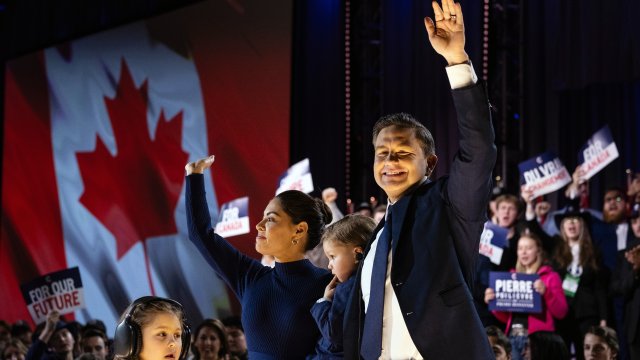 Лидер канадских консерваторов получил вотум доверия