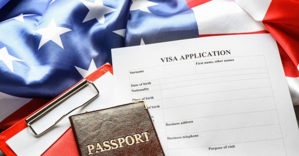 США расширили список стран, граждане которых обязаны заплатить до $15 000 за визу