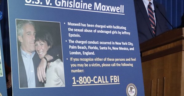 Не обращайте на это внимания... Как элита утешала Джеффри Эпштейна за его преступления