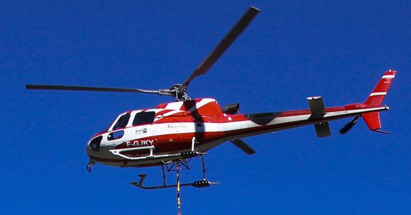 Лавина сошла и убила двух лыжников во французских Альпах