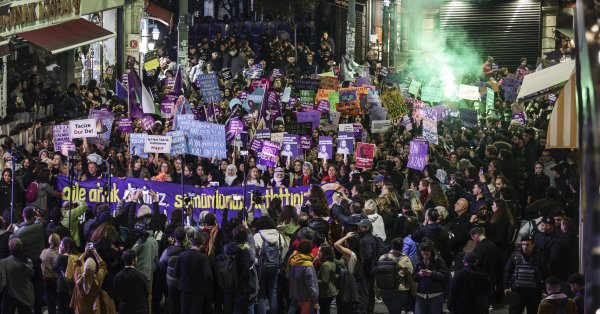 Вторую расчлененную женщину нашли в мусорных контейнерах в Стамбуле