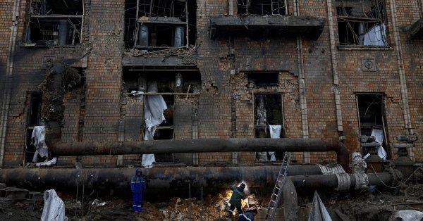 Без ног и рук дома: Трудное возвращение российских солдат с войны в Украине