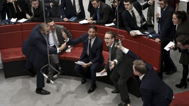 Оптимизм на биржах Европы сохранился, несмотря на некоторые негативные экономические данные