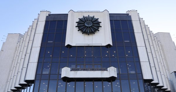 Сообщили о взрыве в Национальном дворце культуры, опасных предметов обнаружено не было