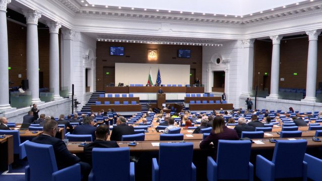 Парламент наконец ограничил количество избирательных участков в странах, не входящих в ЕС, до 20.