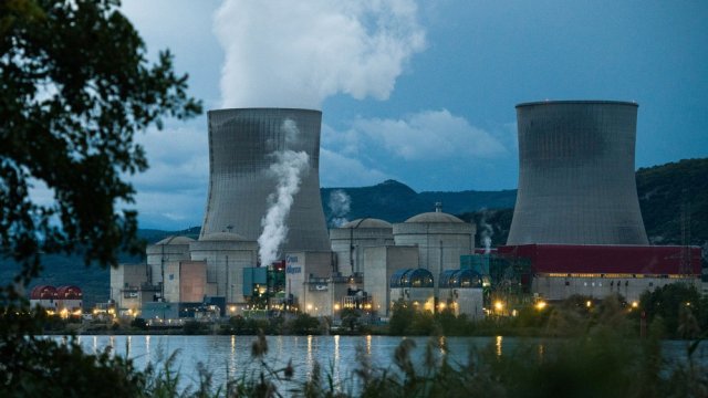 Отношения между ЕС и атомной энергетикой остаются сложными и противоречивыми