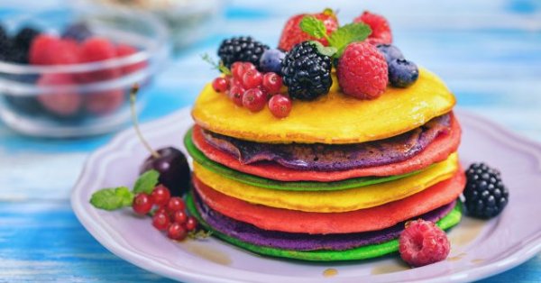 Рецепт Днеса: Цветные блины - Новости от Dnes.bg