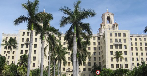 Если «Гаванский синдром» — миф, то почему США испытывают энергетическое оружие?