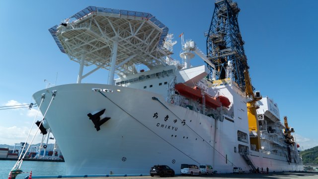 Япония извлекла редкоземельные элементы с глубины 6 тысяч метров