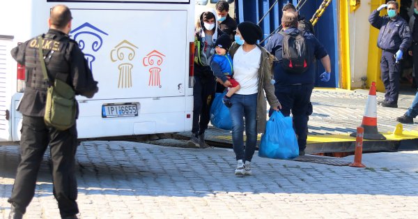 В Кавале эксгумировали 150 тел жертв Covid-19 из-за отсутствия разложения