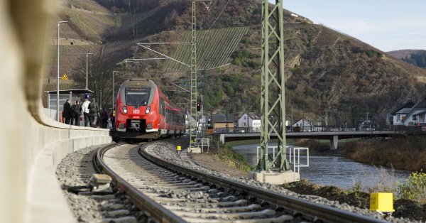 На кондуктора в Германии напали через неделю после того, как его коллегу смертельно избили