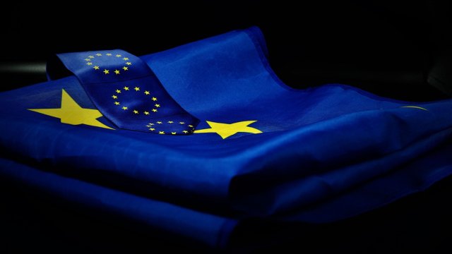 В то время как мир развивается с помощью ИИ, Европа остается сторонним наблюдателем