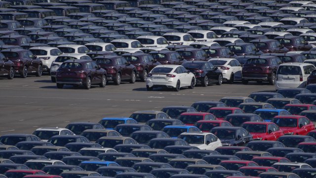 Слабый отчет Honda подчеркивает проблемы, стоящие перед автомобильной промышленностью