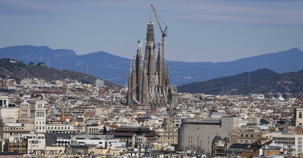 Храм Саграда Фамилия достиг своей максимальной высоты спустя более чем столетие.