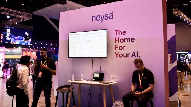 Как глобальные усилия по обеспечению безопасности ИИ приняли иной оборот